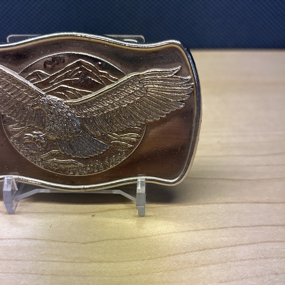 WA17137 *NOS* VINTAGE 1970s ***FLYING BALD EAGLE*** BELT BUCKLE - Picture 3 of 7